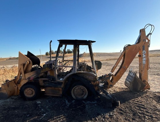 2002 Case 580M Backhoe - Image 10