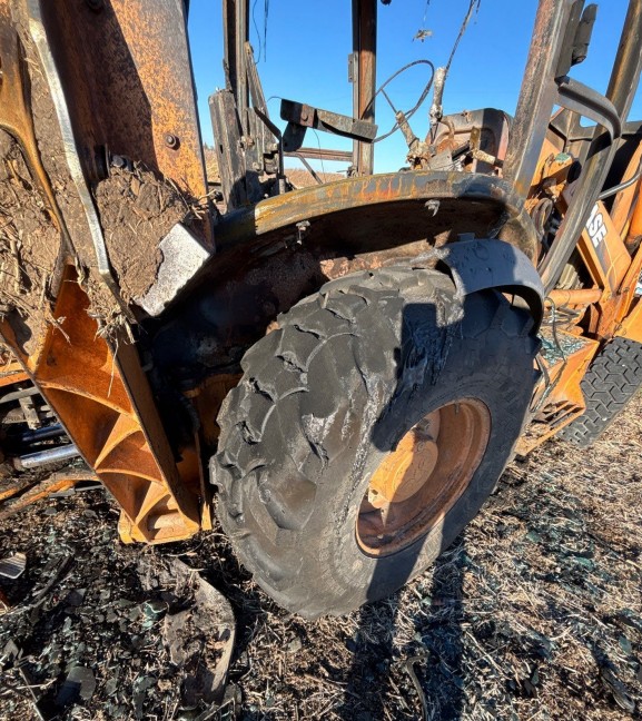 2002 Case 580M Backhoe - Image 7