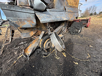 2002 CASE IH 2388 Combine - Image 10