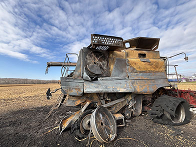2002 CASE IH 2388 Combine - Image 11