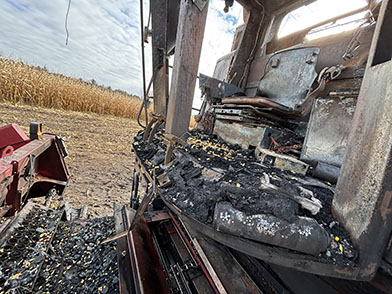 2002 CASE IH 2388 Combine - Image 7
