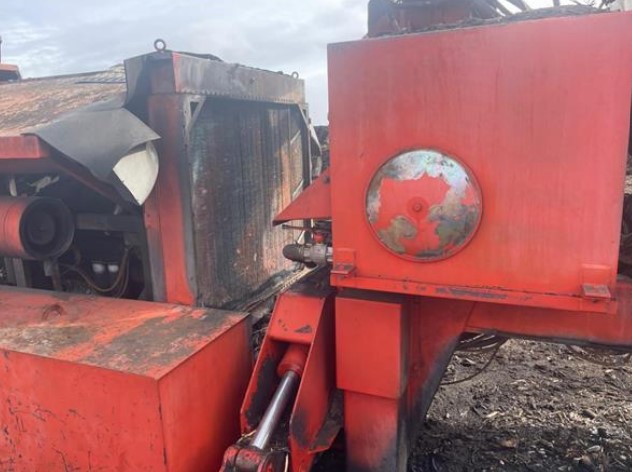 2003 Morbark 1300 Tub Grinder - Image 19