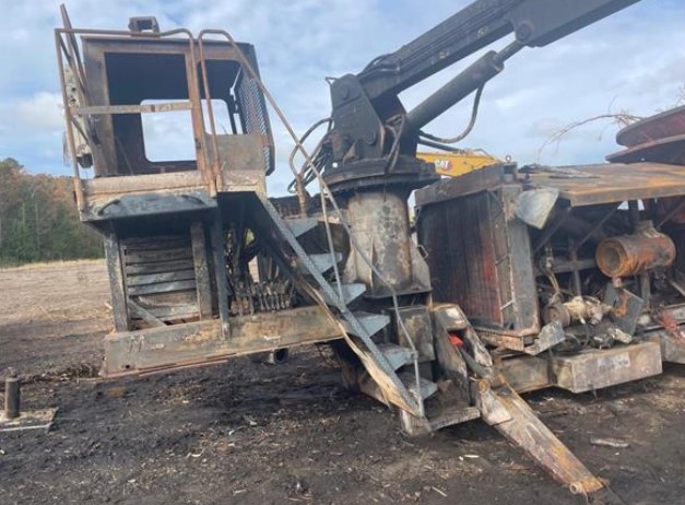 2003 Morbark 1300 Tub Grinder - Image 3