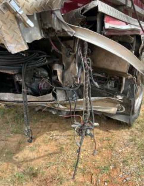 2004 Emergency One Fire Truck - Image 13