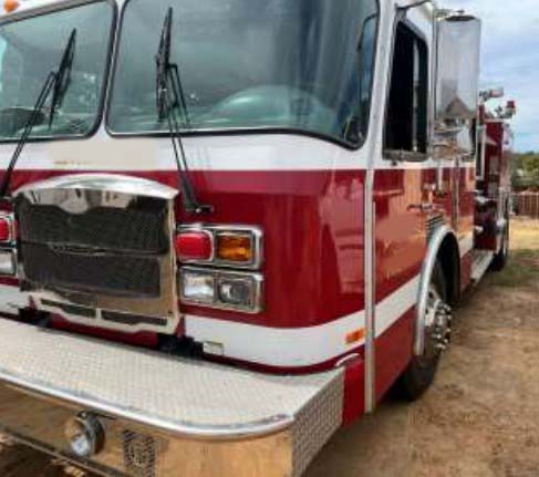 2004 Emergency One Fire Truck - Image 2