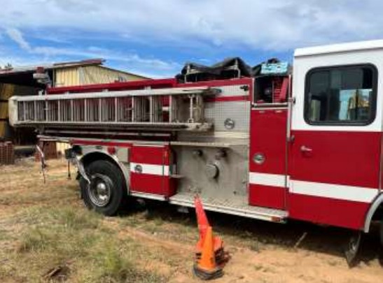 2004 Emergency One Fire Truck - Image 4