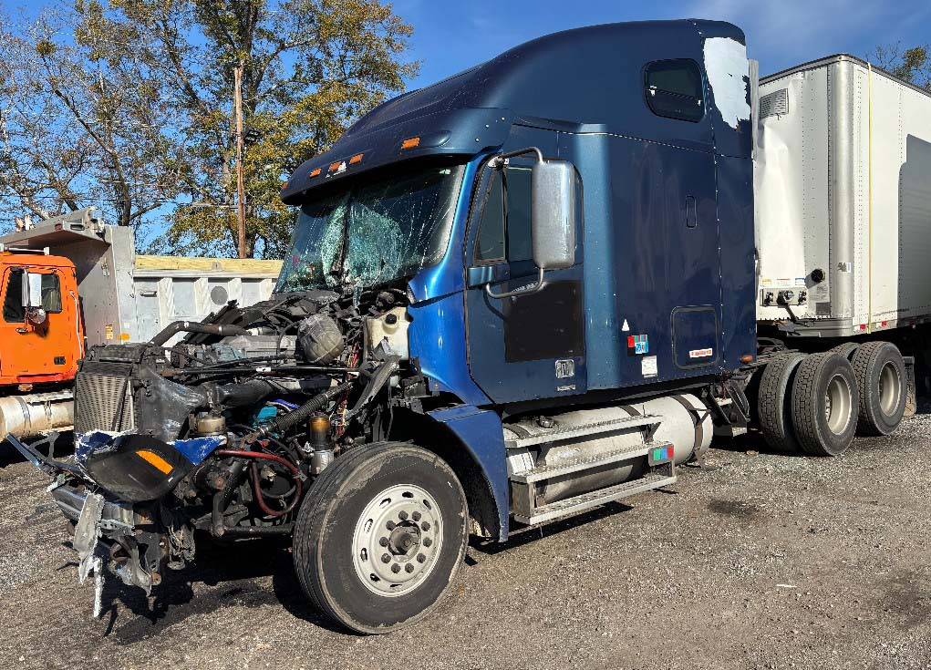 2004 Freightliner Columbia