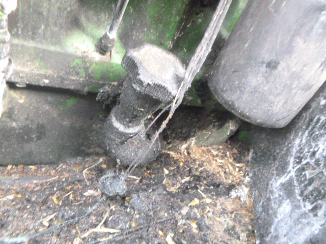 2004 John Deere 9860 Combine - Image 18