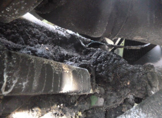 2005 John Deere 9860 STS Combine - Image 19