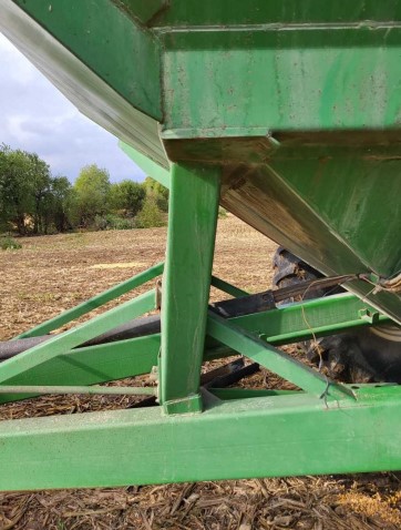 2005 Unverferth 6500 Grain Cart - Image 7