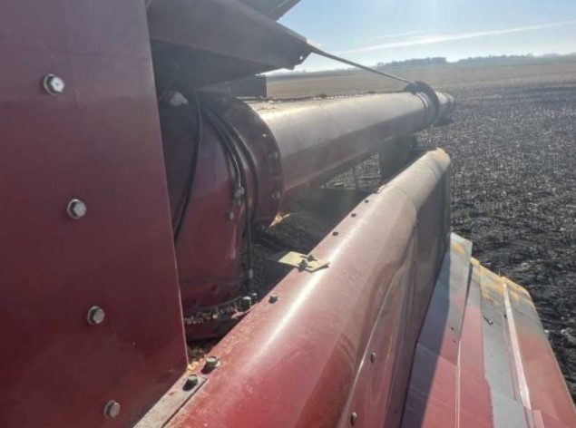 2007 CASE IH 2588 Combine - Image 15