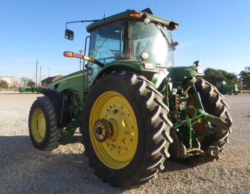 2007 John Deere 8230 Tractor