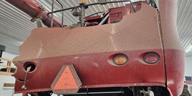 2008 CASE IH AFX7010 Combine - Image 6