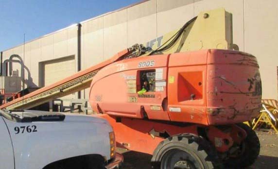 2008 JLG 800S Telescopic Boom Lift