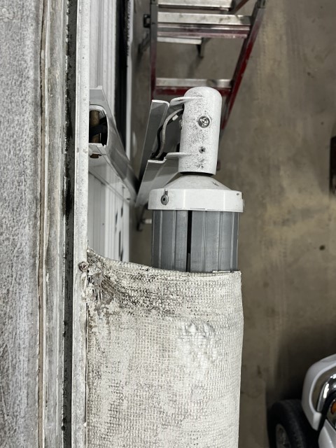 2010 Keystone Springdale Camper - Image 27