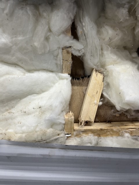 2010 Keystone Springdale Camper - Image 34