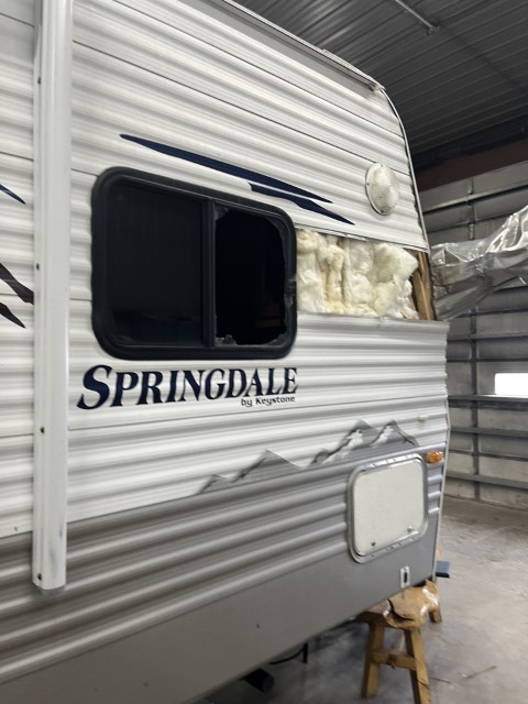 2010 Keystone Springdale Camper - Image 38