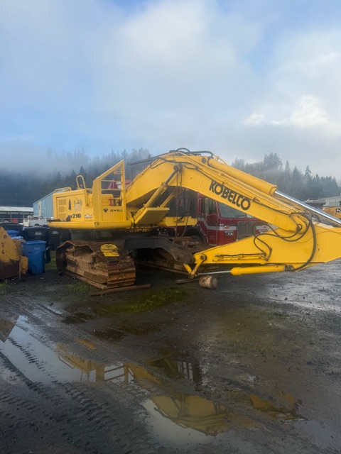 2011 Kobelco SK210 Excavator