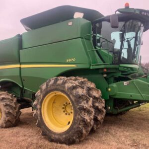 2012 John Deere s670 Combine