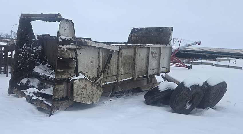 2012 Kuhn Knight Pro PSC161 Dry Manure Spreader - Image 6