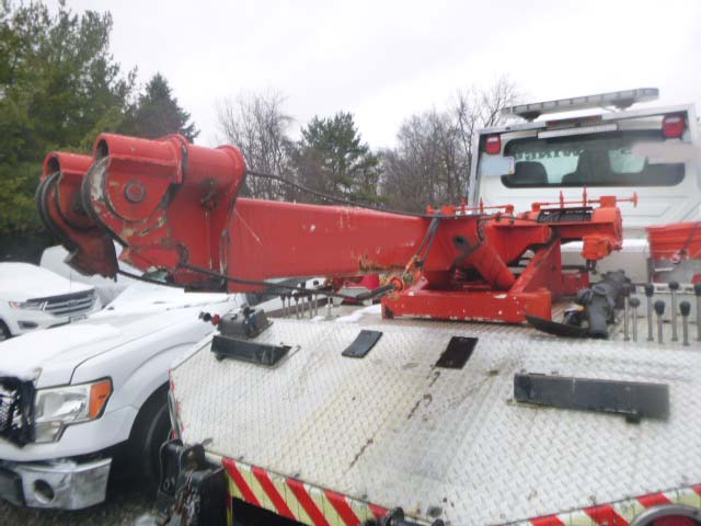 2013 International Durastar 4300 Wrecker - Image 7