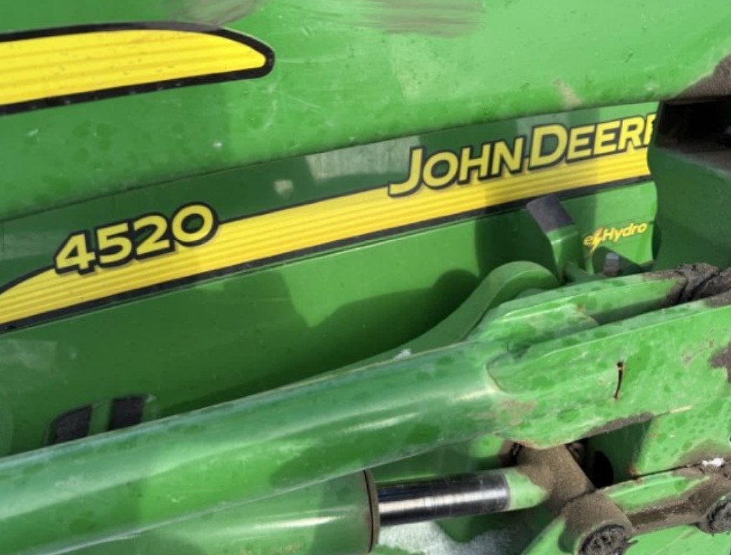 2013 John Deere 4520 Tractor - Image 14