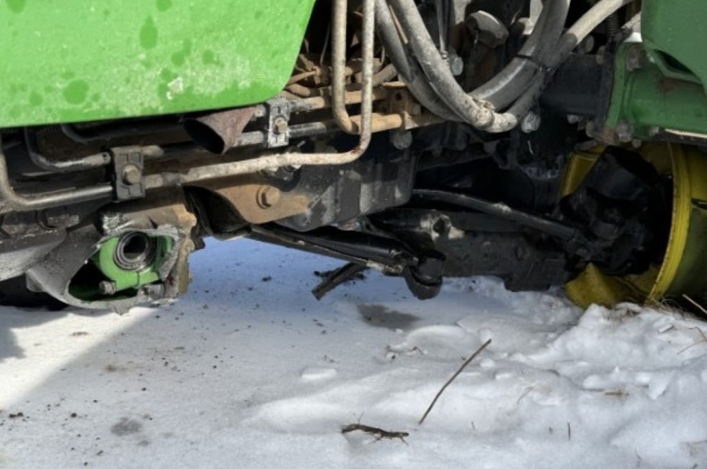 2013 John Deere 4520 Tractor - Image 9