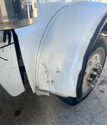 2013 Peterbilt 388 - Image 3