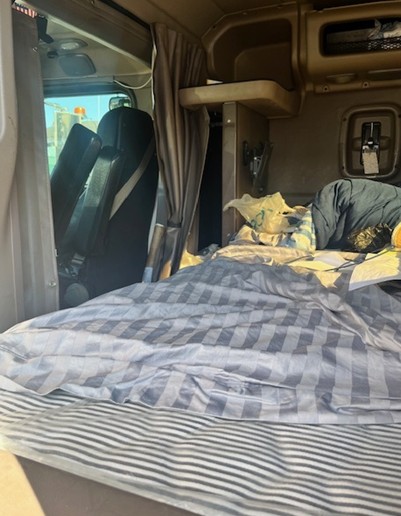 2013 Peterbilt 388 - Image 8