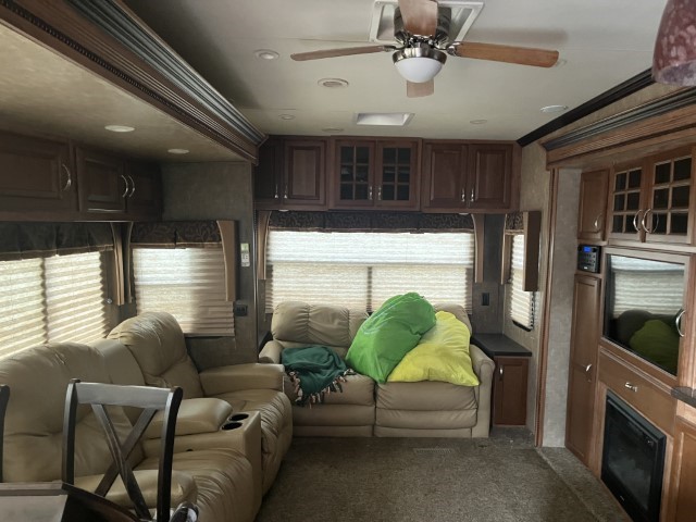 2014 KZRV Goldrush Durango Camper - Image 13