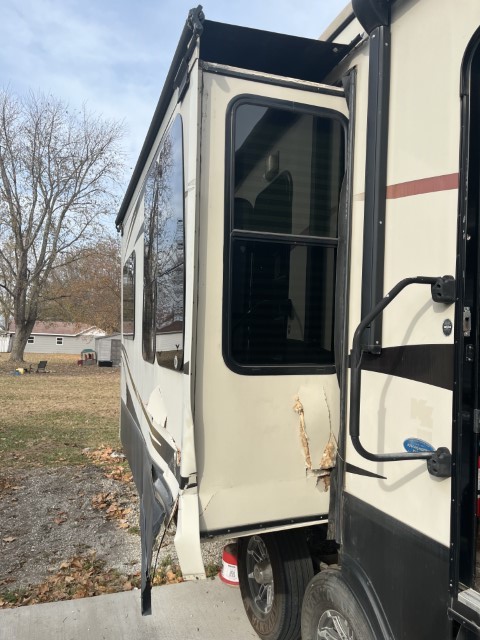 2014 KZRV Goldrush Durango Camper - Image 16