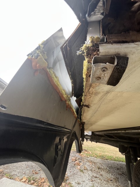 2014 KZRV Goldrush Durango Camper - Image 23