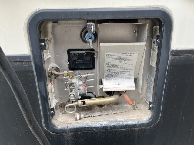 2014 KZRV Goldrush Durango Camper - Image 43