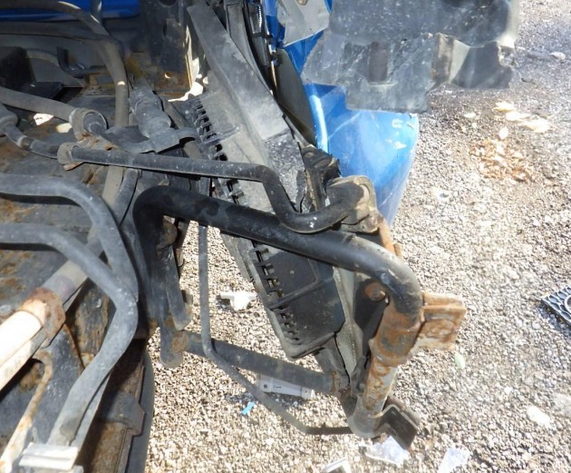 2014 Isuzu NRR Beverage Truck - Image 13