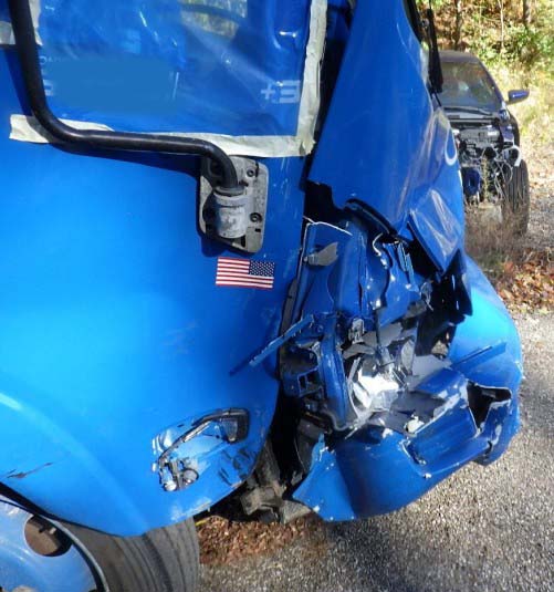 2014 Isuzu NRR Beverage Truck - Image 9