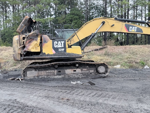 2015 Caterpillar 329FL Excavator - Image 4