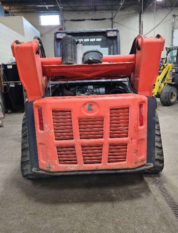 2015 Kubota SVL75-2 Skid Steer - Image 4