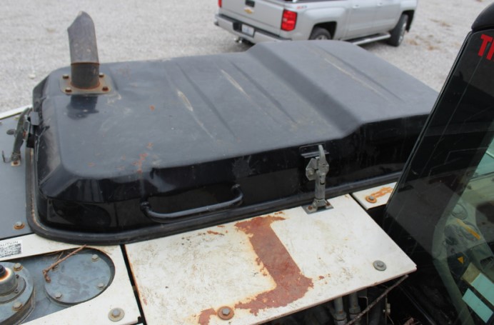 2015 Link Belt 130X3 Excavator - Image 16