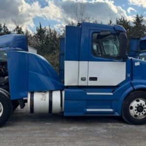 2015 Volvo VNL42T300