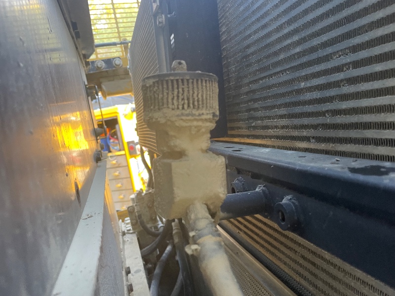 2016 Komatsu WA500 Wheel Loader - Image 3