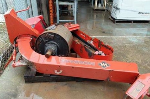 2016 Morbark Beever M12R Towable Chipper - Image 29