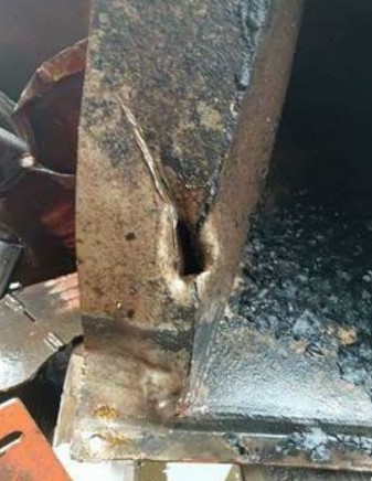 2016 Morbark Beever M12R Towable Chipper - Image 32