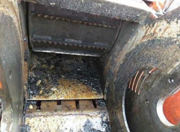 2016 Morbark Beever M12R Towable Chipper - Image 35