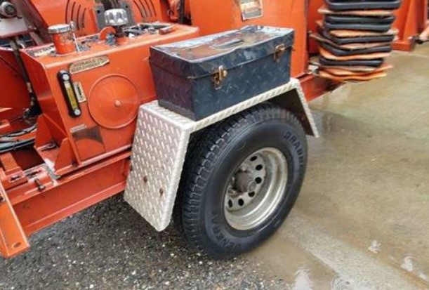 2016 Morbark Beever M12R Towable Chipper - Image 5