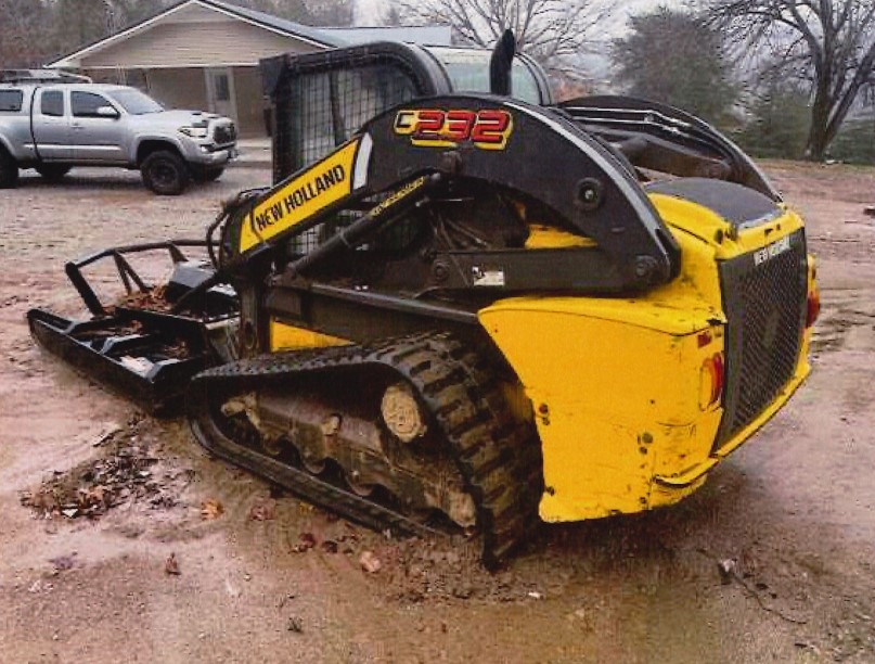 2016 New Holland C232 Compact Track Loader - Image 2