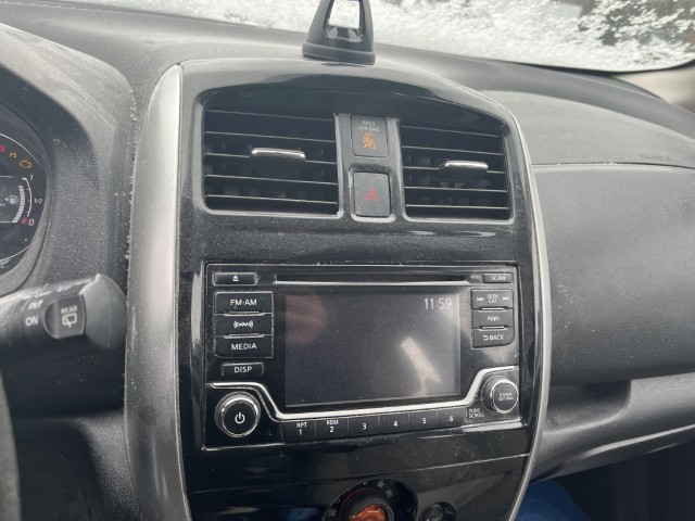 2016 Nissan Versa - Image 17