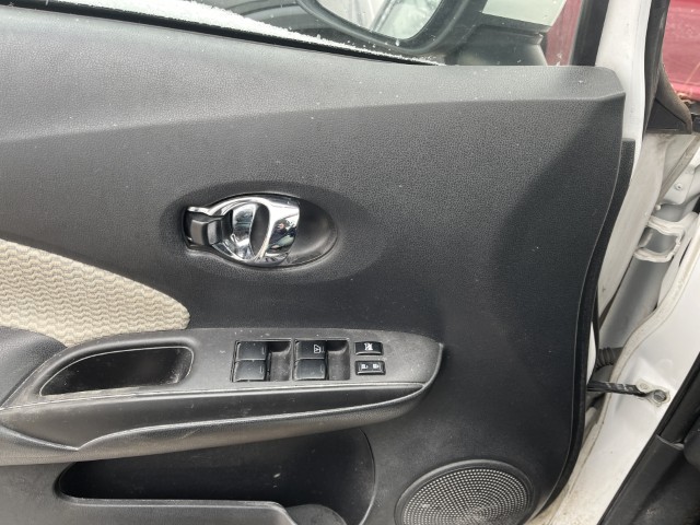 2016 Nissan Versa - Image 20