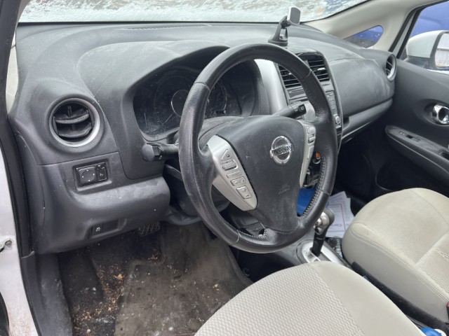 2016 Nissan Versa - Image 25