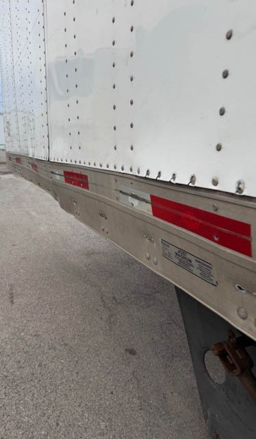 2017 Utility Dry Van - Image 12