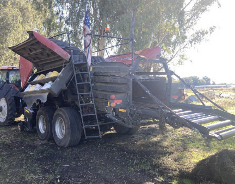 2018 Case IH LB434XL Large Baler - Image 4